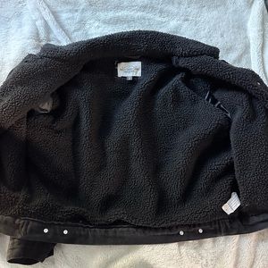 Ashley Vintage Charm